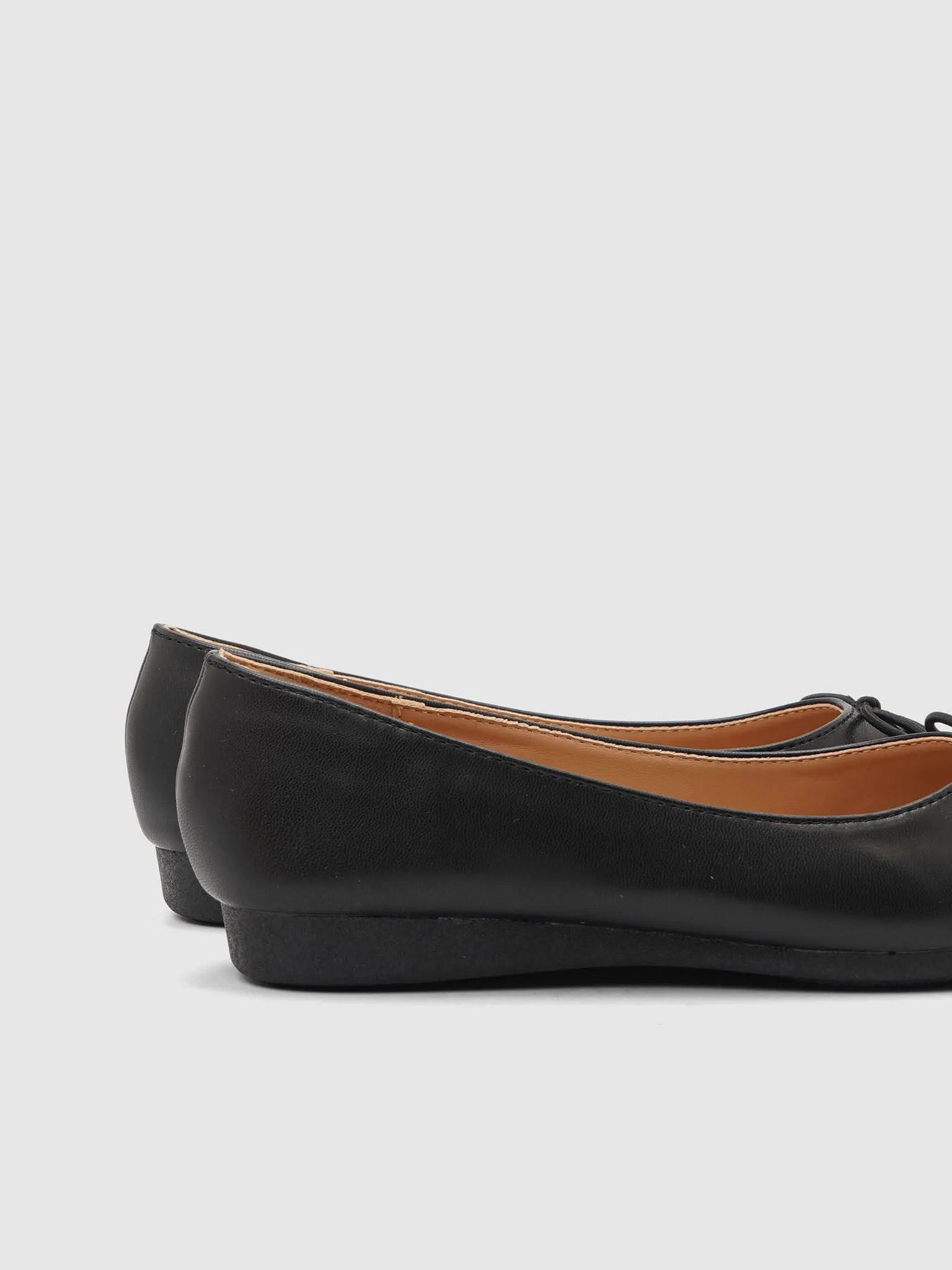 Darian Flat Ballerinas