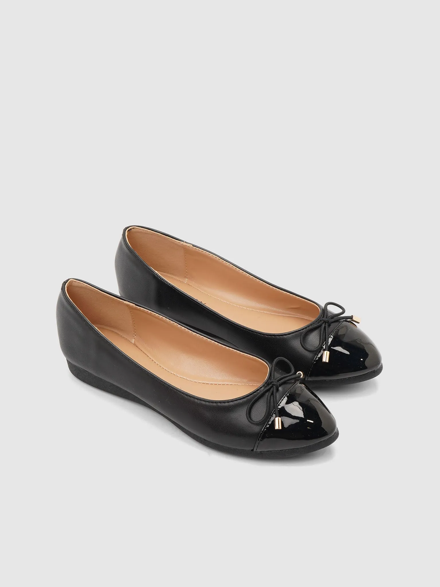 Darian Flat Ballerinas