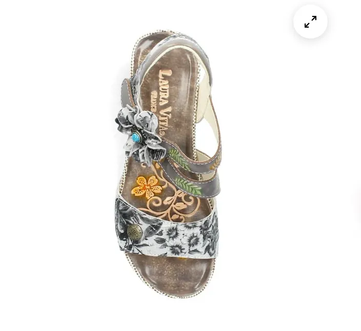 Laura Vita "Barry" Wedge Sandals in Perle