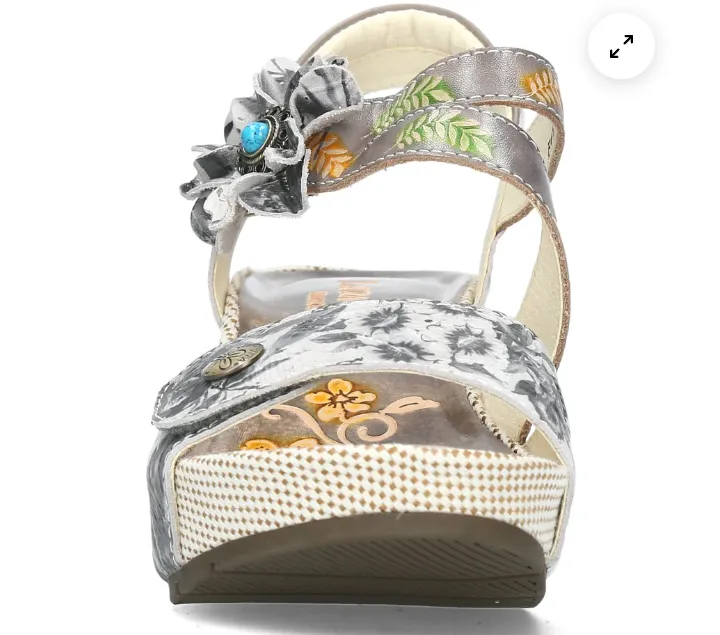 Laura Vita "Barry" Wedge Sandals in Perle