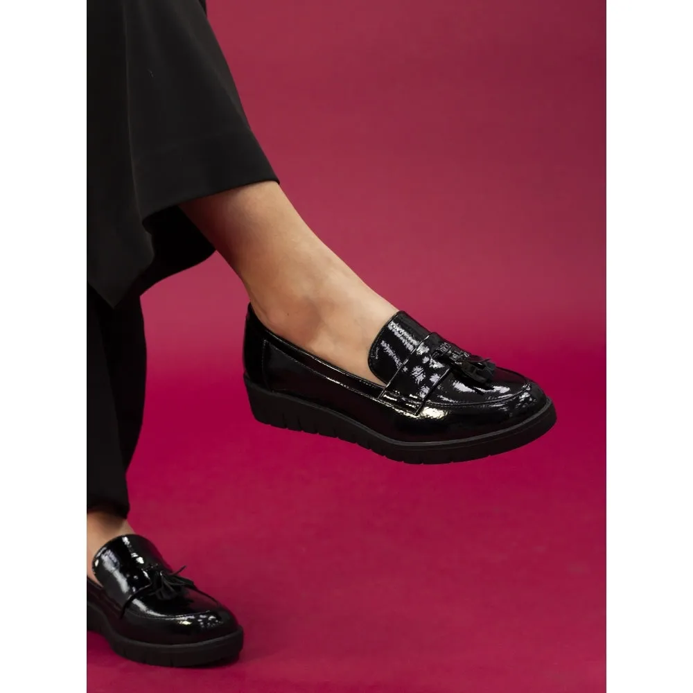 Lunar Vella  Tassle shoe Black