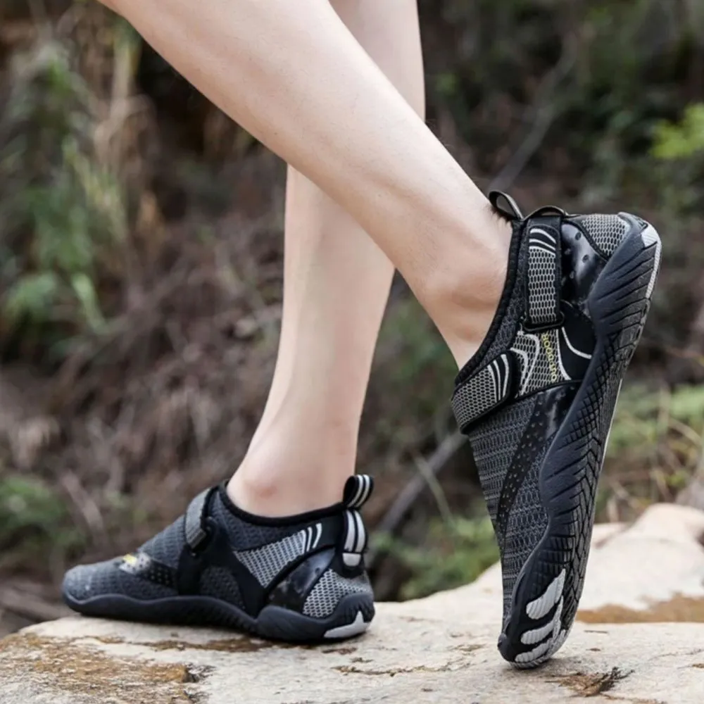 Men’s & Women’s Water Shoes Barefoot Quick Dry Aqua Sports - Black Size EU39 = US6
