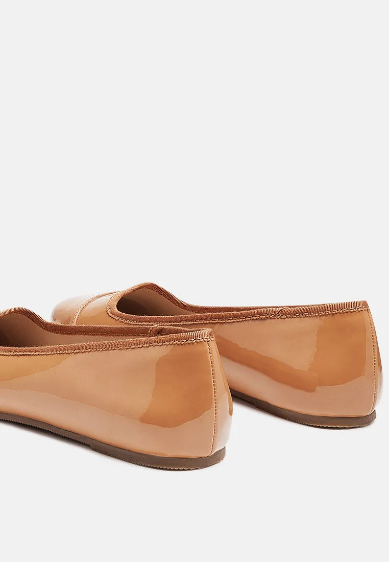 Round toe ballerina flat shoes