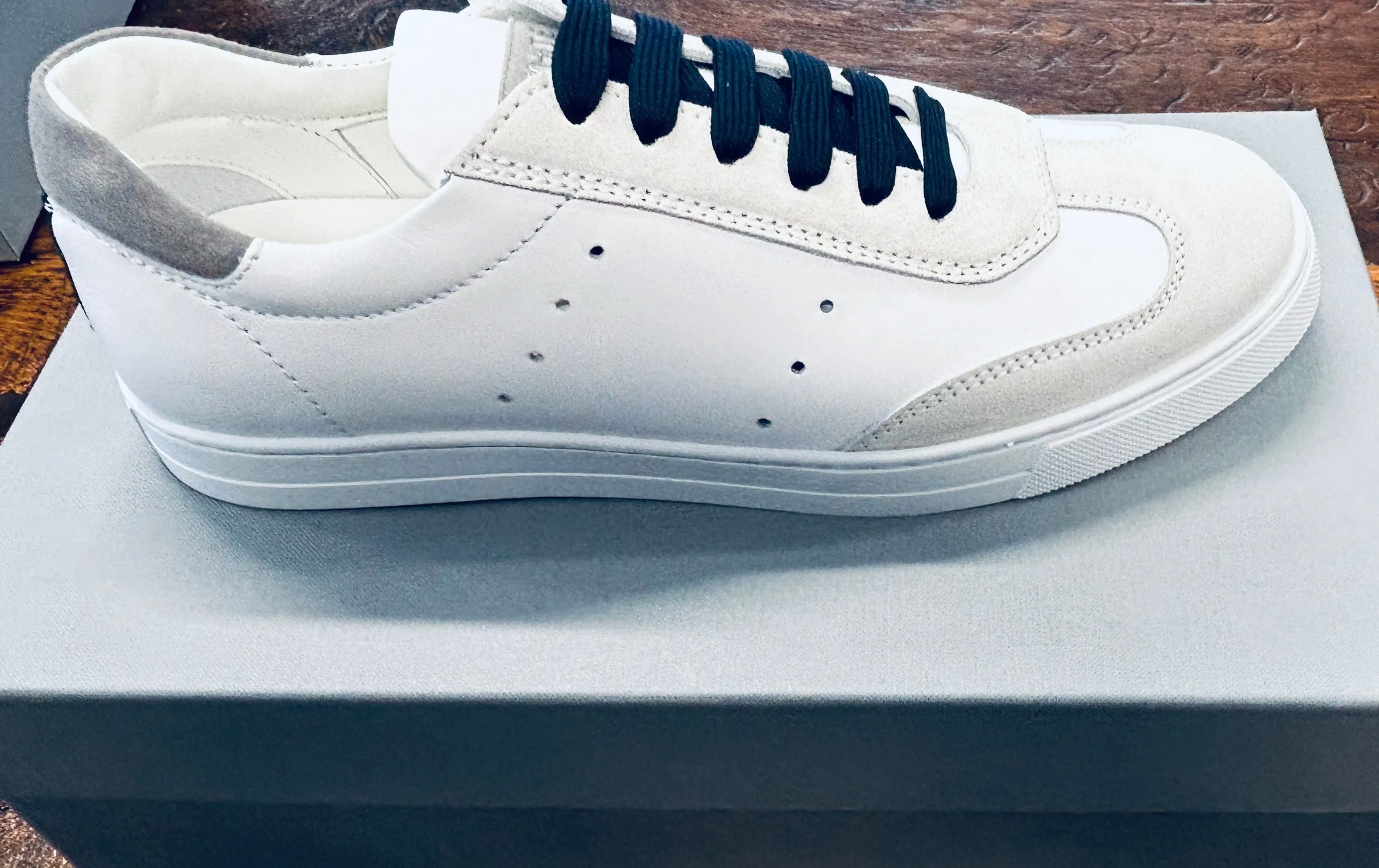 SUEDE LEATHER SNEAKER