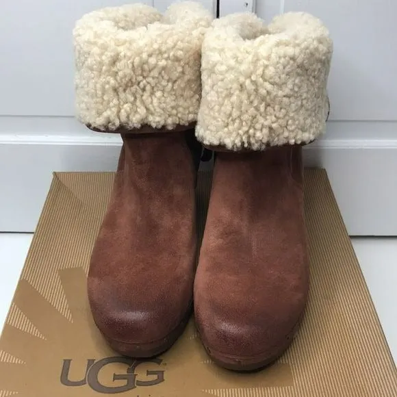 UGG Brown Lynnea Suede Clog Booties Size 9 (New in Box)