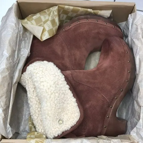 UGG Brown Lynnea Suede Clog Booties Size 9 (New in Box)
