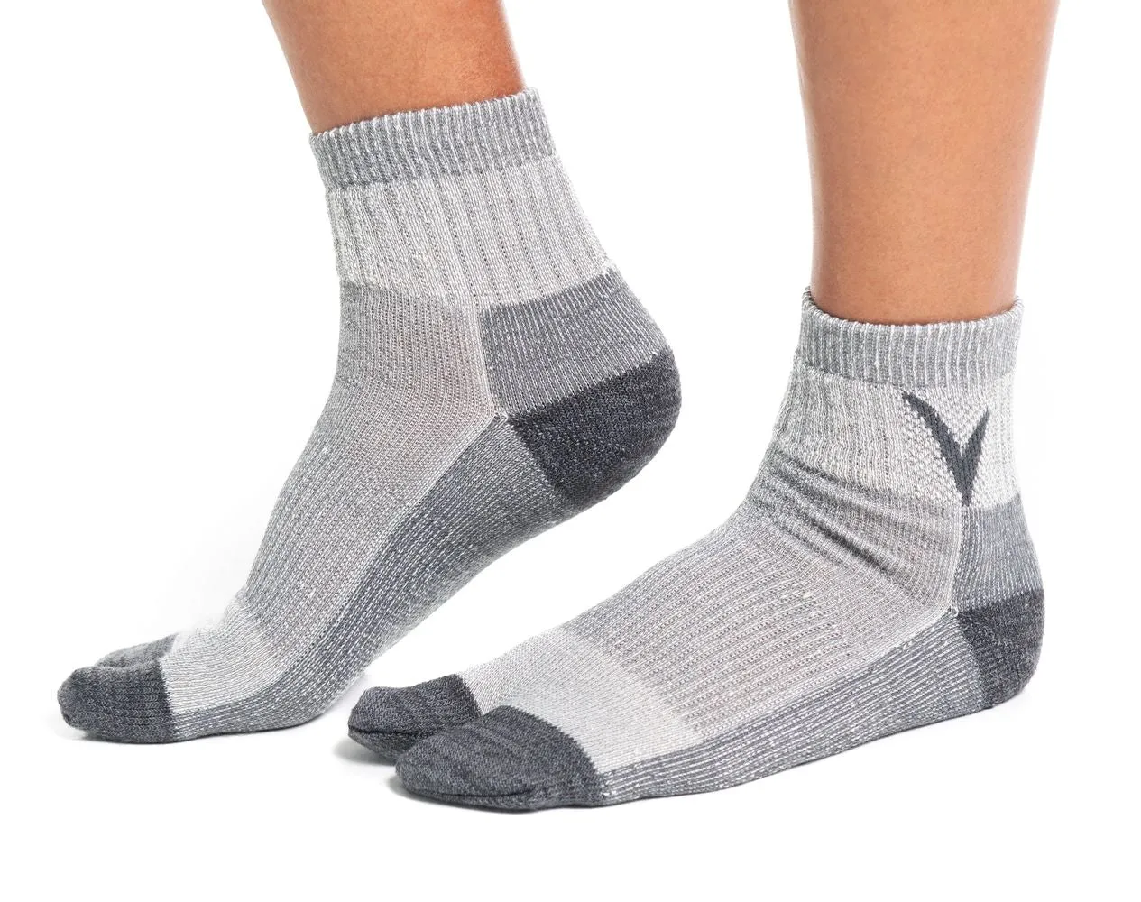 V-Toe Light Grey Wool Casual or Hiking Flip-Flop Tabi Big Toe Chaco Socks